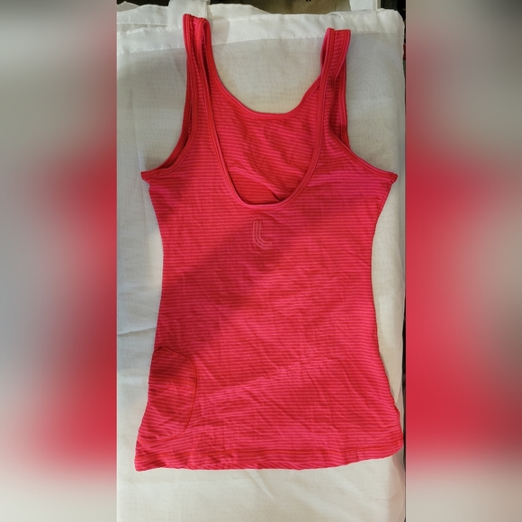 Lole striped tank top with pocket - Picture 2 of 4